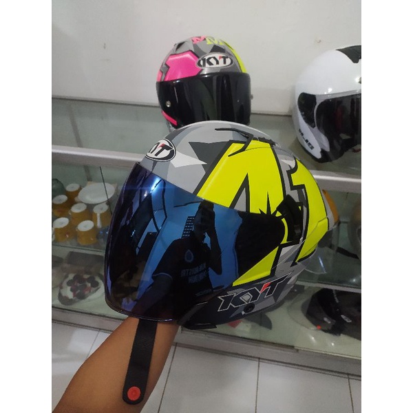 KYT nfj espargaro second