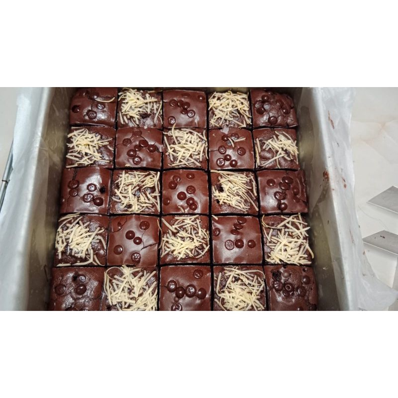 

Brownis 20x20 isi 25pcs