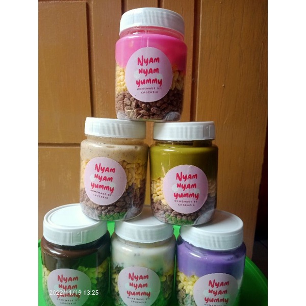 

choco jar nyam" rice crispy dgn coklat lumer terbestseller by.chocozio