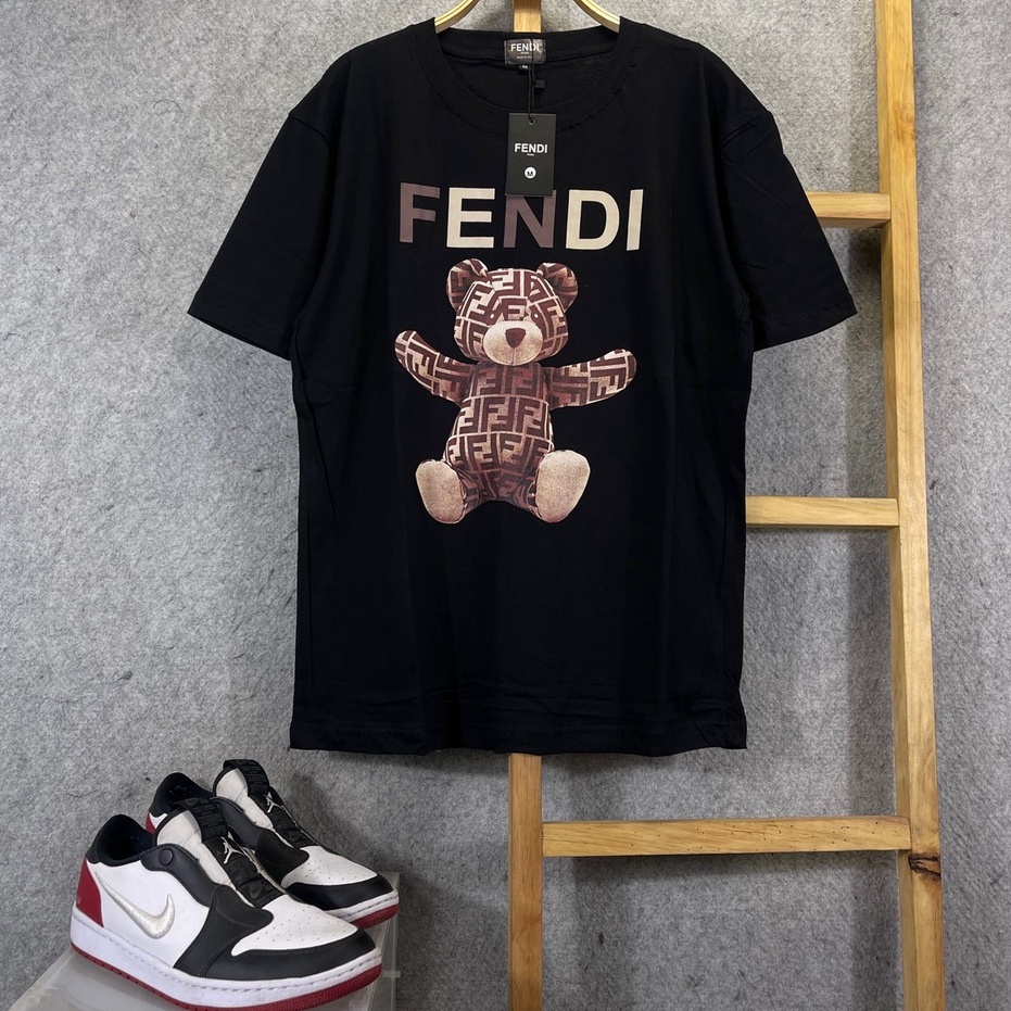 Baju Kaos Tshirt Fendi Original Pria Wanita Terbaru