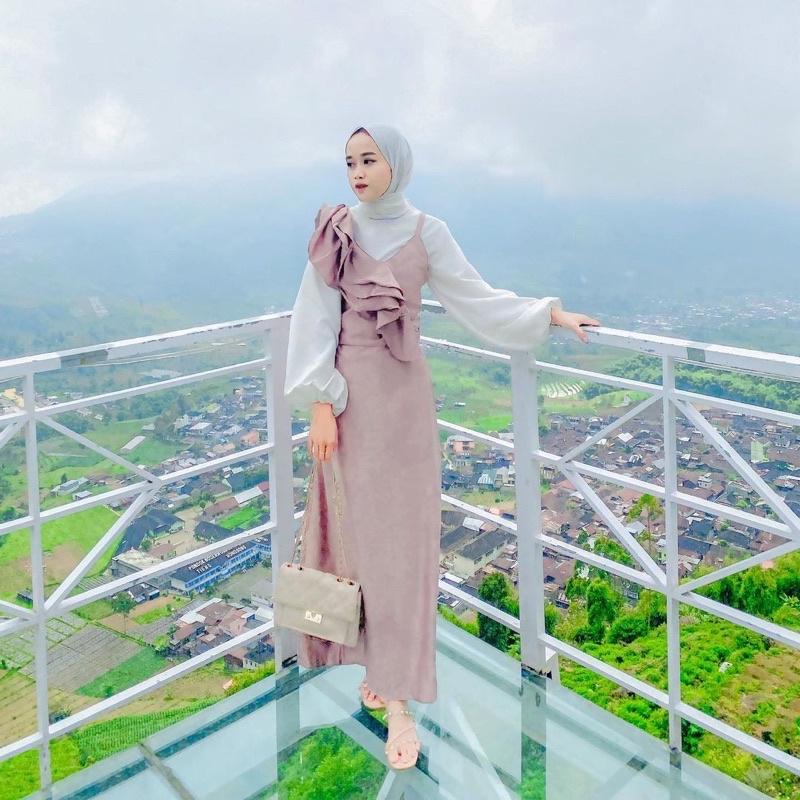 ALUNA DRESS SATIN OVERAL RUFLE WANITA