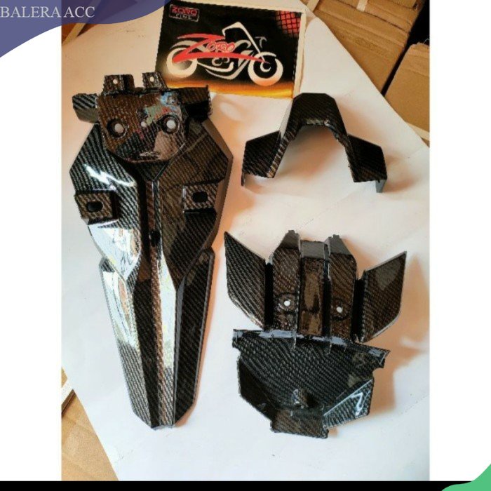 Spakbor Vario 150 belakang Carbon set