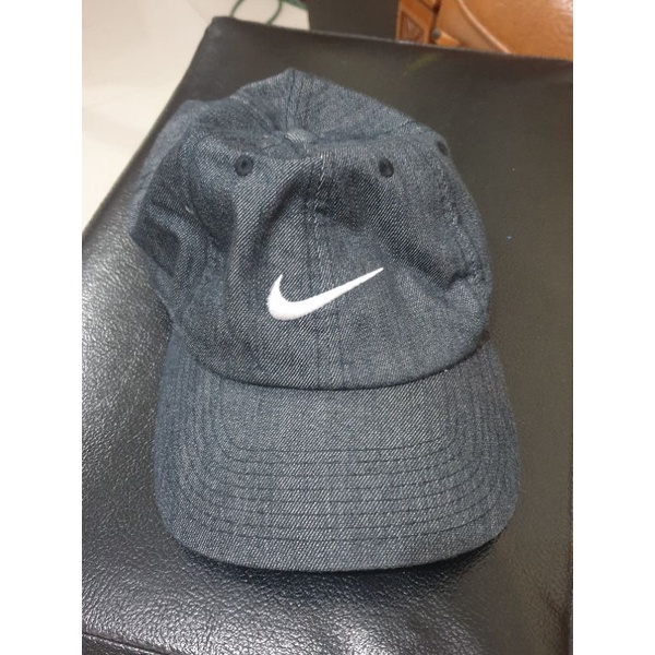 topi nike original preloved atau bekas