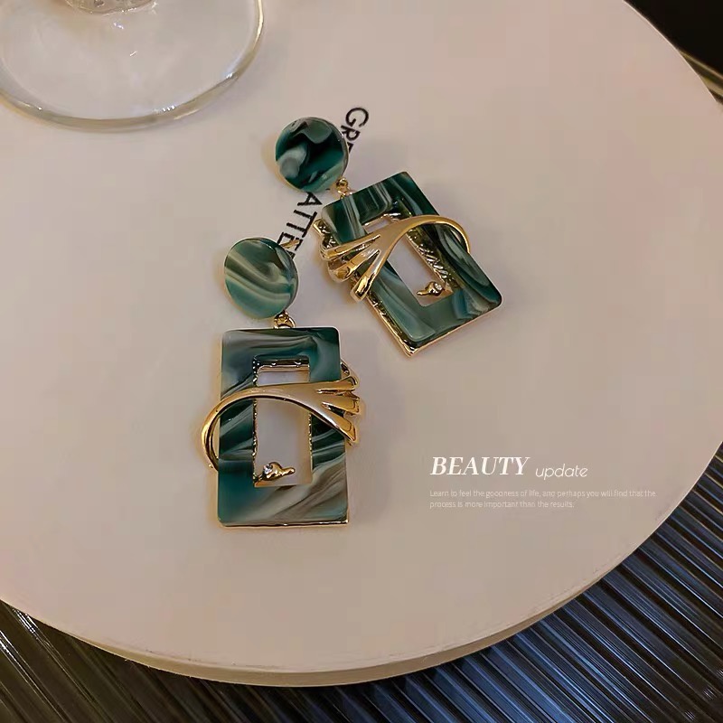 Anting 925 Silver Needle Bentuk Persegi Geometris Warna Hijau Gaya Korea Untuk Wanita