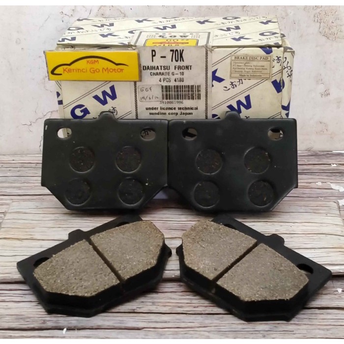 BRAKE PAD KAMPAS REM DEPAN CHARADE G10 77-82 KGW P-70