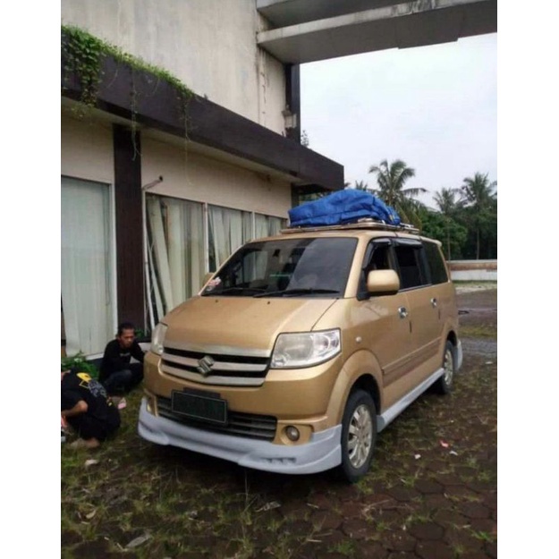 bodykit apv arena belakang model yaris - LAURA VARIASI