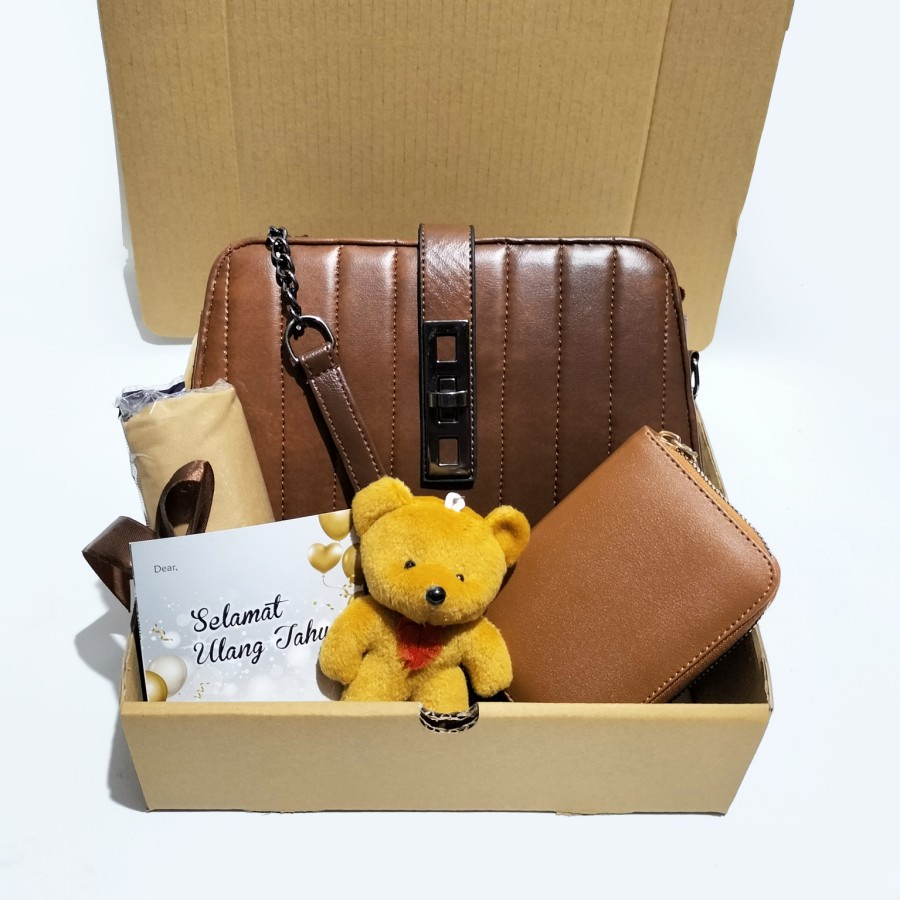 BEST PRODUCT Set hampers kado ulang tahun tas wanita hadiah ulang tahun paket kado - Paling Diminati