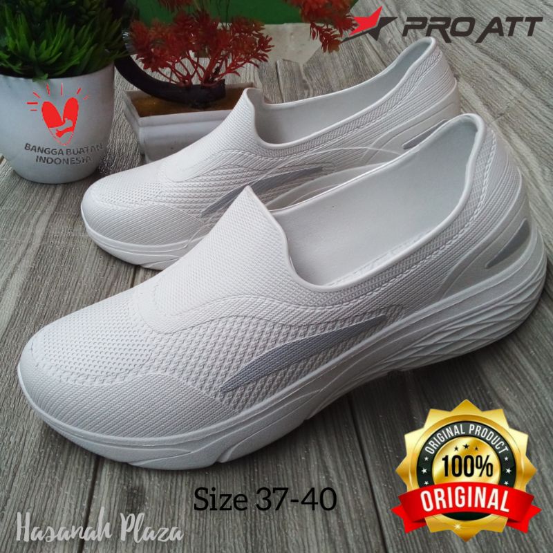 Sepatu Karet Wanita ATT SWP 498 - Sepatu Slip On Karet Wanita ATT SWP 498 Putih - Anti Air &amp; Anti Slip