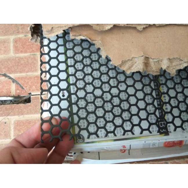 Ram Speaker / Jaring Speaker / Tutup Box Speaker Model Segi Enam