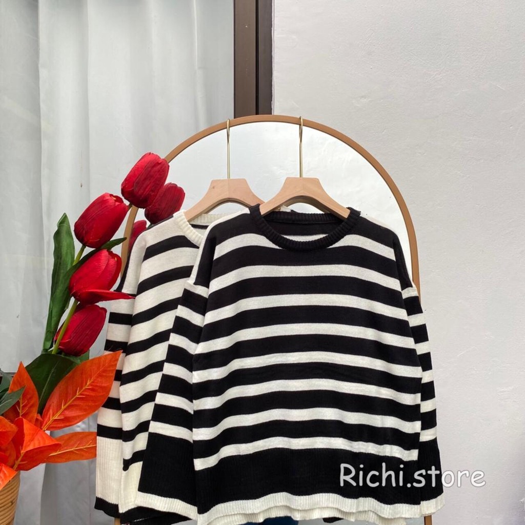 AMIRA SWEATER RAJUT MOTIF GARIS