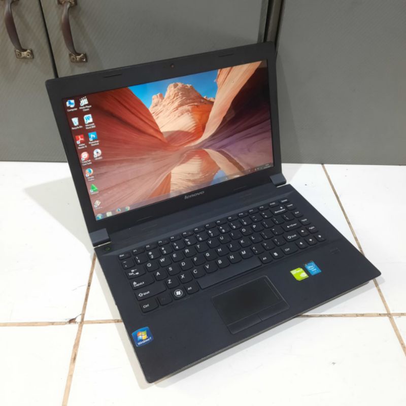 Laptop Lenovo B4400 Cor i5-4200M doblevga Nvdia Geforce 710M