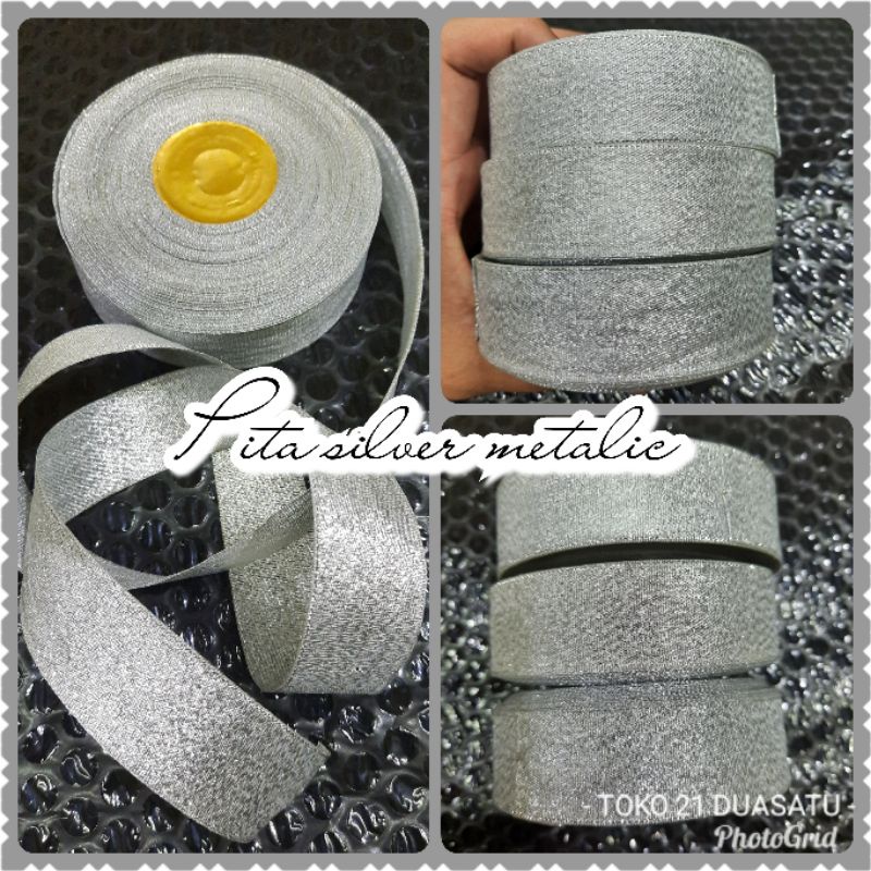 

Pita gliter perak ukuran 1 inch/pita kilap warna silver/pita kado lebar 2,5 cm (rol 25 yard)