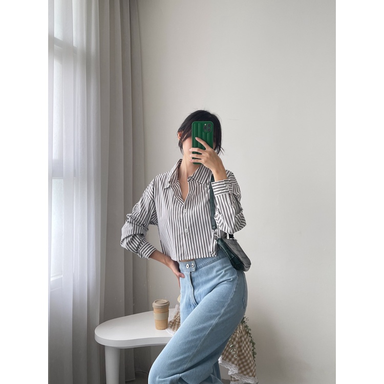 Kadaka T-0481 Crop Kemeja Wanita Stripes Tangan Panjang