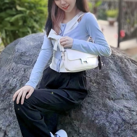 2251, tas selempang wanita import fashion tas sling bag tas hand bag wanita cantik terkiniian terlaris best seller tas kondangan tas kantoran wanita
