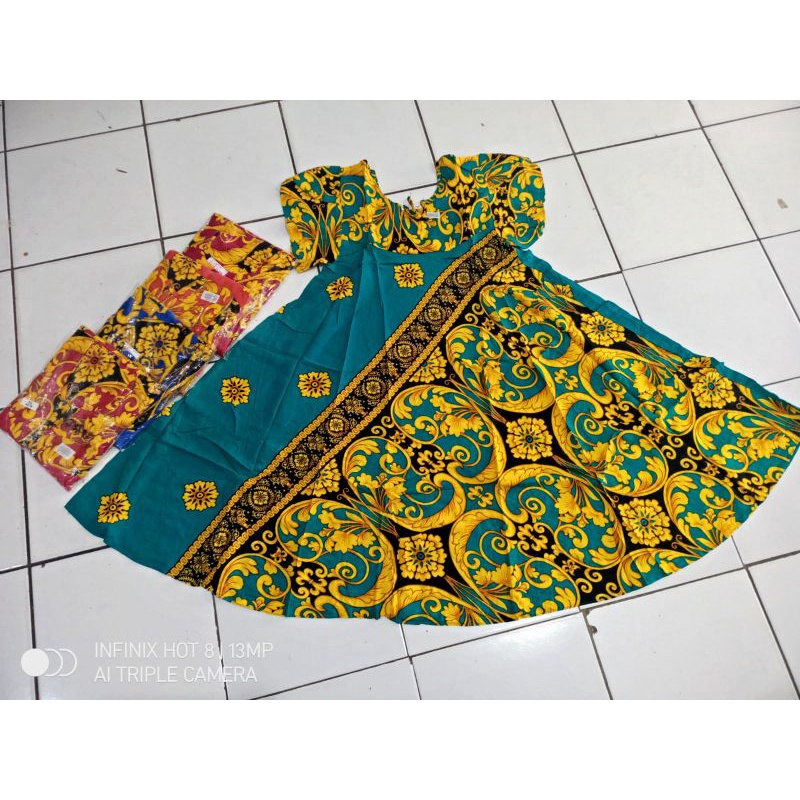 DASTER KLOK GAJAH PUTIH