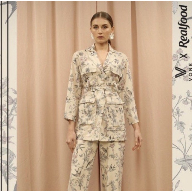 Vone Official x Realfood Top