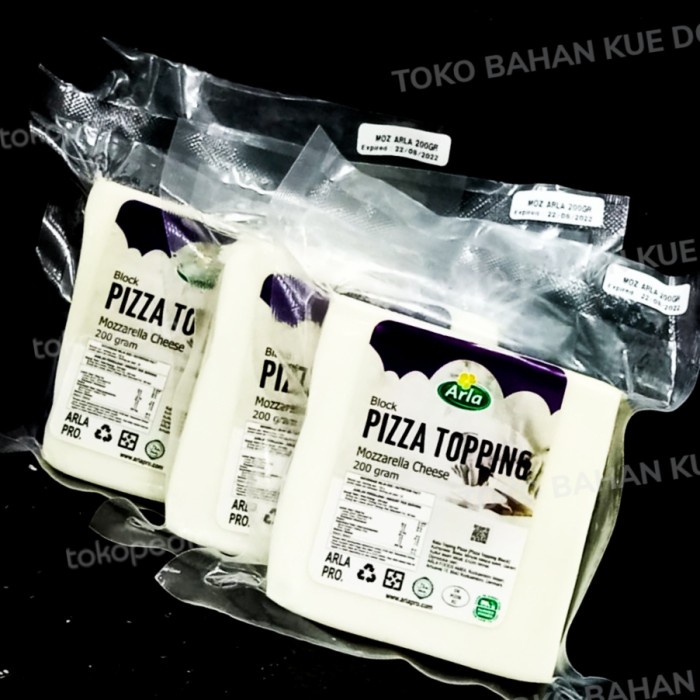 

T0P KEJU MOZARELLA ARLA 200 GR / TOPPING ARLA / KEJU MOZARELLA NICE