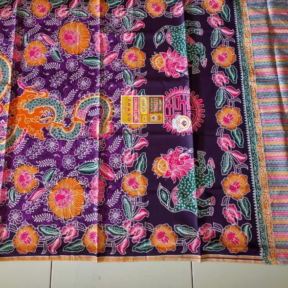 kain gendong bayi unggul jaya/cukin batik - Merah