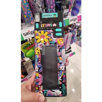 

Sale: Smiggle Pencil Case Pop Out Flower Black/ Dino Blue Original