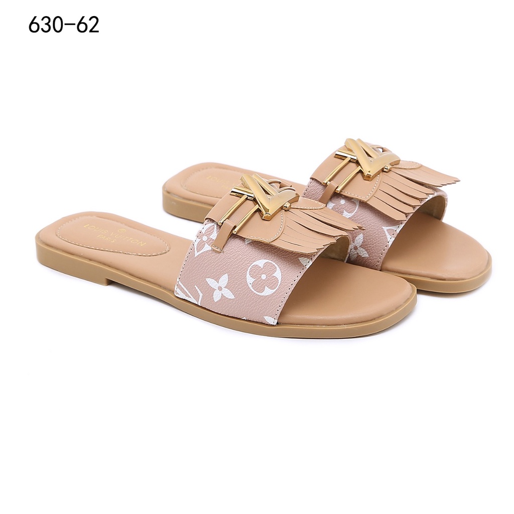 sandal Indiana Flat Mules in Monogram 630-62