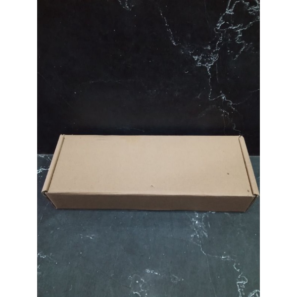 

Dus Coklat Segi 31x11x6 cm