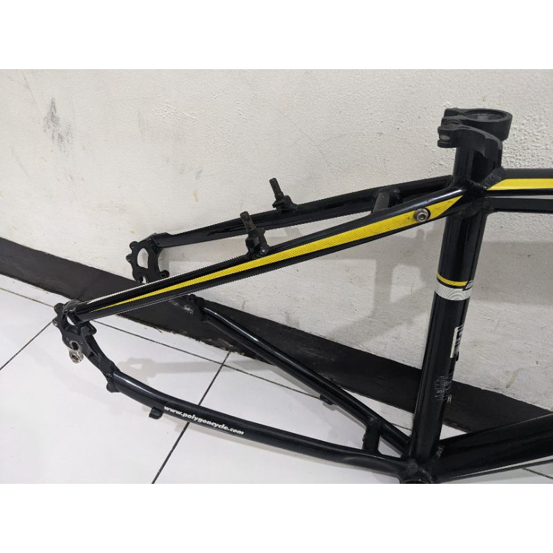 Frame Polygon Heist 1.0