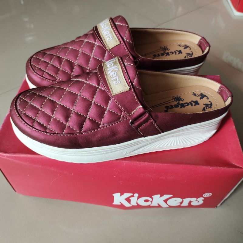 Obral Murah Kickers Sepatu Sandal Wedges Wanita Maroon