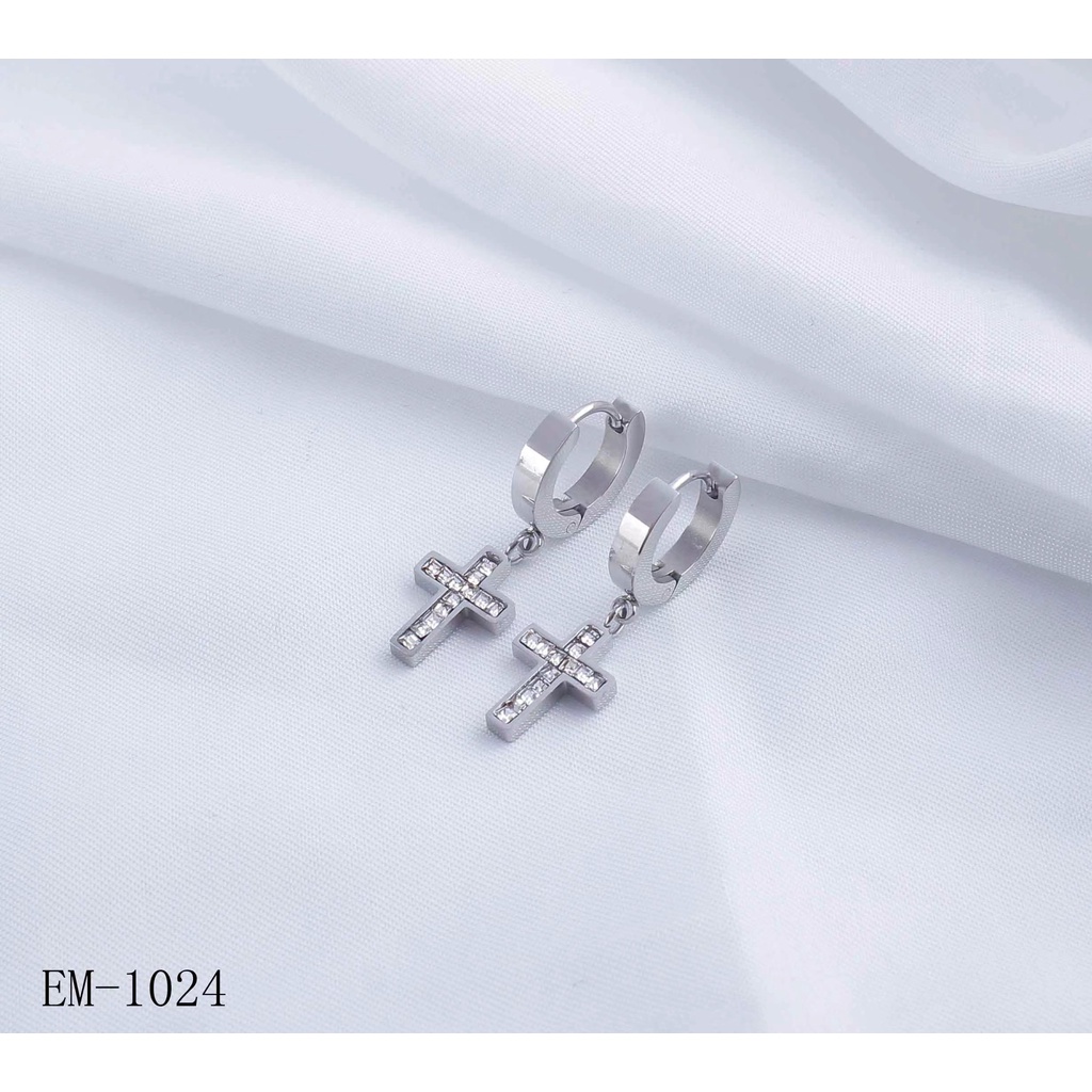 Anting Salib Permat Perhiasan Titanium 1024