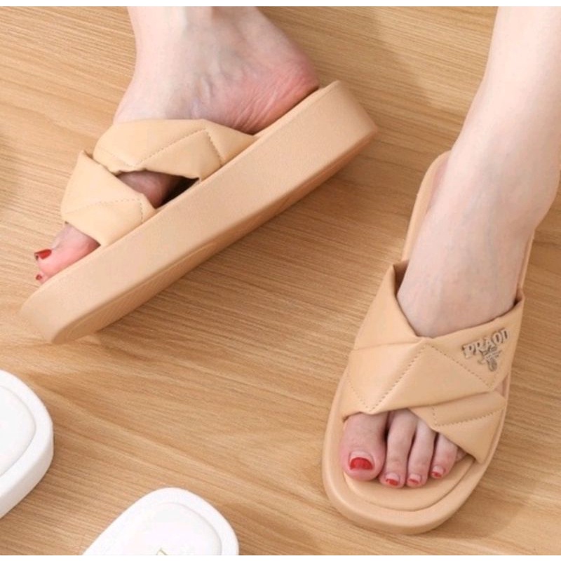 Sandal Jelly Wanita Import PRIDE Sandal Slop Karet Tebal 3 Cm Tali Silang