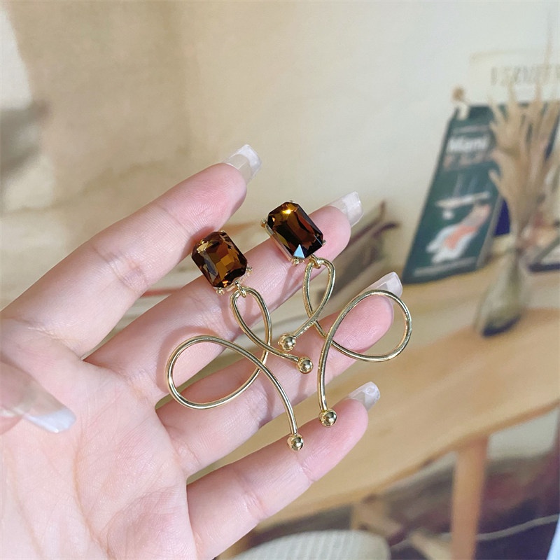 Anting Tusuk Gantung Bahan Metal Desain Geometrisimpul Pita Hias Berlian Imitasi Gaya Koreaunik Untuk Wanita