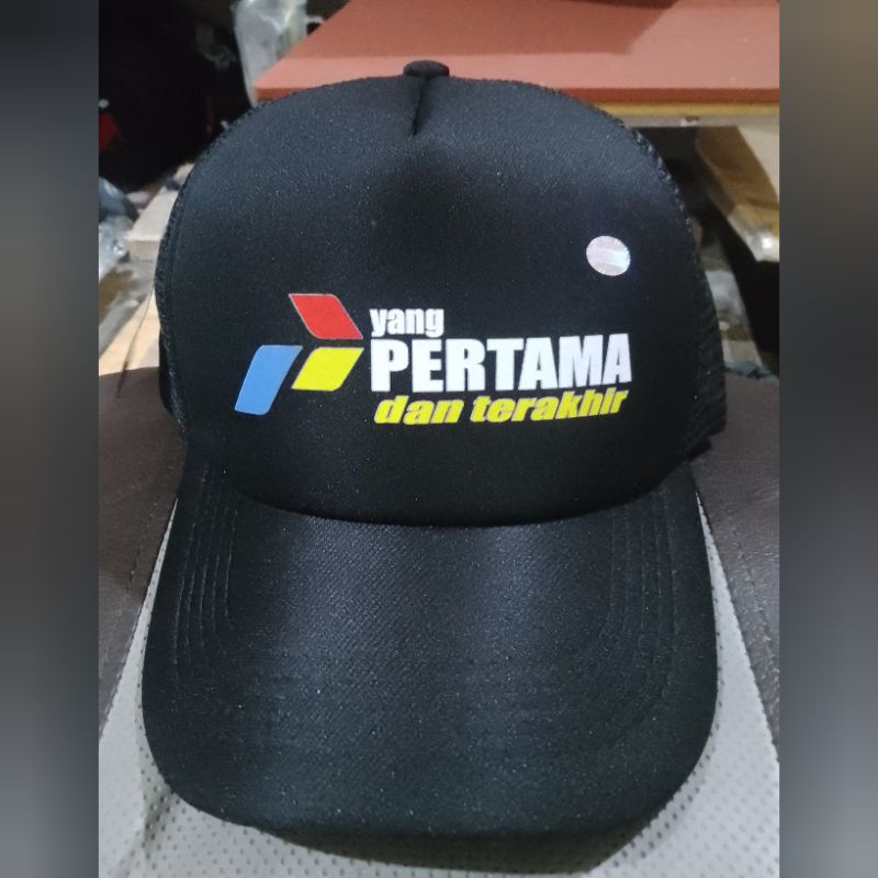 topi trucker logo Pertamina Indonesia lucu