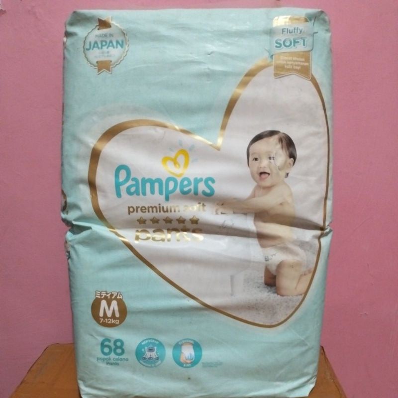 Pampers premium soft pant M68
