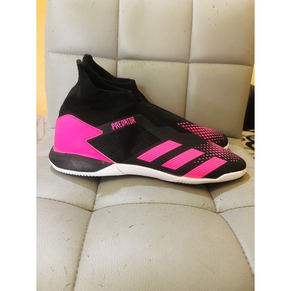 sepatu bekas adidas predator futsal size 43