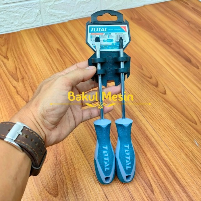 [BISA COD] Total Tools Tht250201 Obeng Plus Minus 2 Pcs Screwdriver Set Magnet / Perlengkapan Rumah 