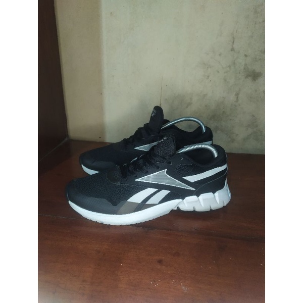 sepatu reebok second original