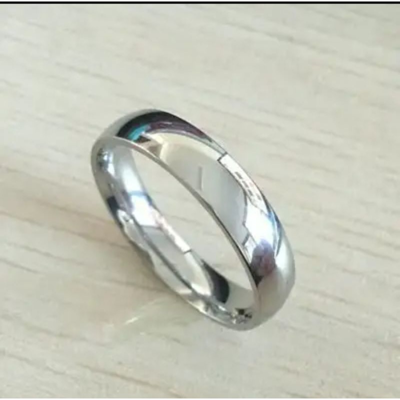 Cincin titanium motif  polos cocok untuk semua umur