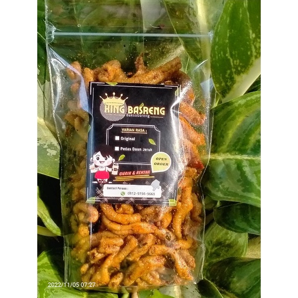 

usus crispy pedas daun jeruk