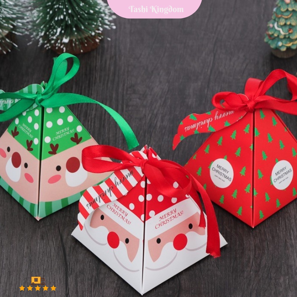 

BOX SEGITIGA NATAL PAPER BOX KADO HAMPERS HADIAH NATAL SANTA kotak permen natal isi 3