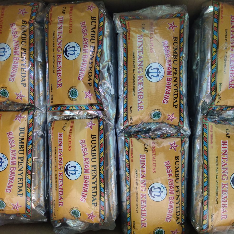 

1 Pack Bumbu Atom Bintang Kembar Kemasan 250gr Rasa Ayam Bawang isi 12pcs