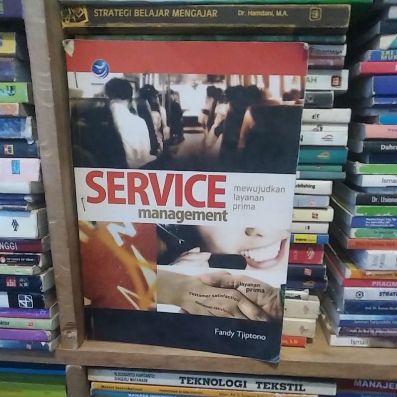 service management mewujudkan layanan prima