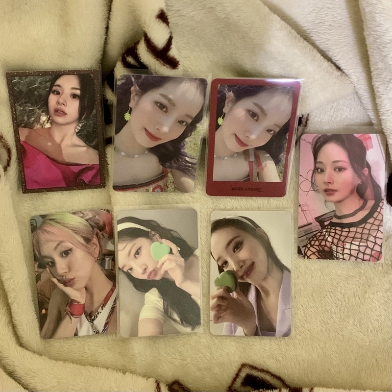 [CLEARANCE SALE] Photocard/PC Nayeon Dahyun Chaeyoung Tzuyu Twice Feel Special More & More MnM Borde