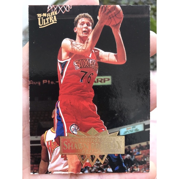 SHAWN BRADLEY KARTU NBA FLEER ULTRA 1995