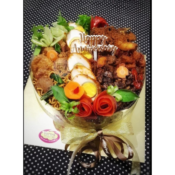 

TUMPENG TART | TUMPENG MIE |TUMPENG NASI KUNING | KUE ULANG TAHUN ENAK