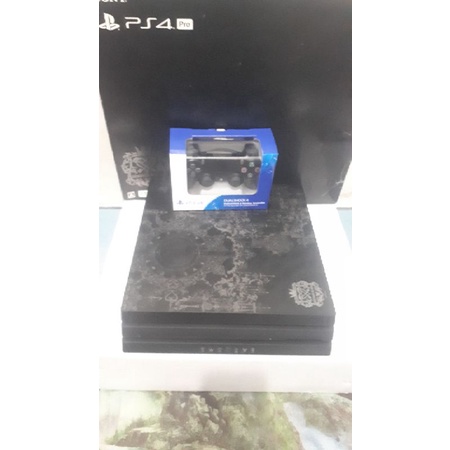 PS4 PRO LIMITED EDITION Seri 72xx 1tb.