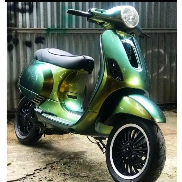 

Cat Bunglon Chameleon 3 Warna Green Gold Blue