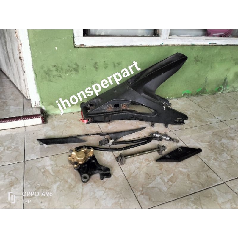 Jual swing arm ori r15 v2 endurance pnp vixion Shopee Indonesia