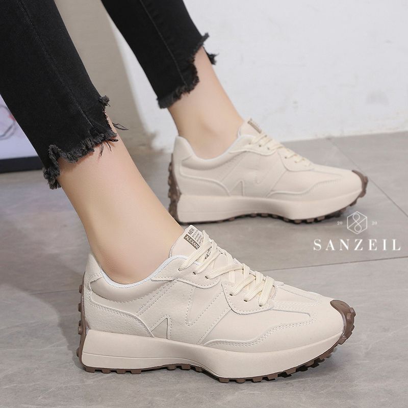 Sepatu Sneakers Wanita GO3344 Sneakers Import