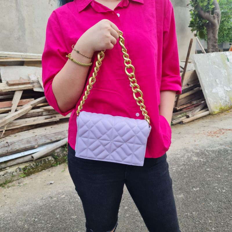 Zara Quilted Chain bag