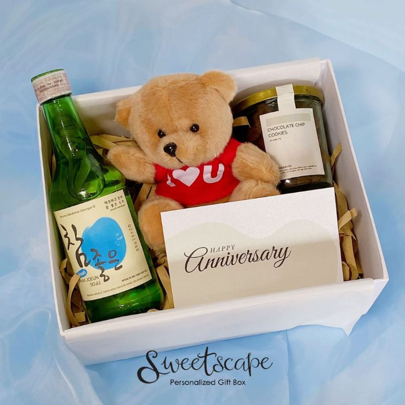 

Gift Box Package 386-Paket Hampers 386 - Anniversary Hampers
