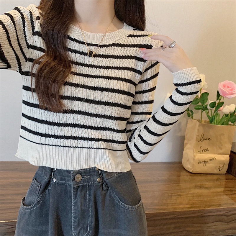 Kaos Rajut Salur Wanita Lengan Panjang Stripe Sweater Crewneck